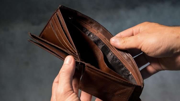 Греда за възрастните: Вдигат пенсиите от 1 юли само с 5%