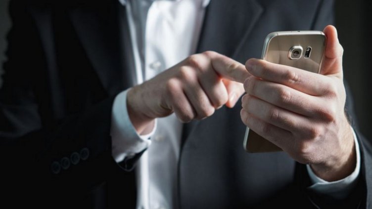 Заявяваме 193 административни услуги чрез телефона си