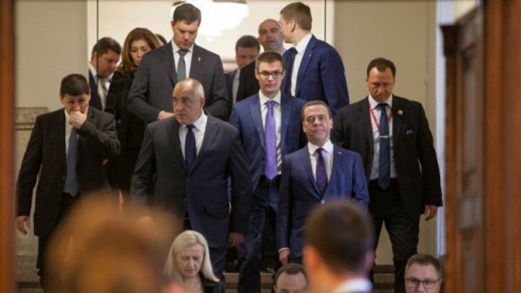 "Турски поток" ще минава през България само след гаранции от ЕК