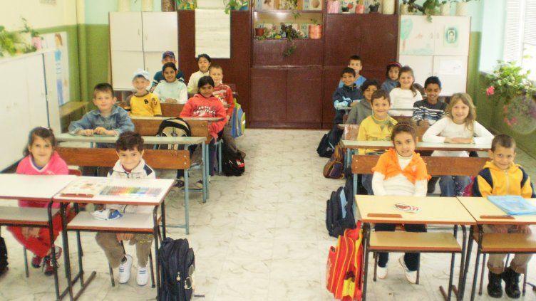 От утре всички училища и детски градини във Варна ще работят нормално