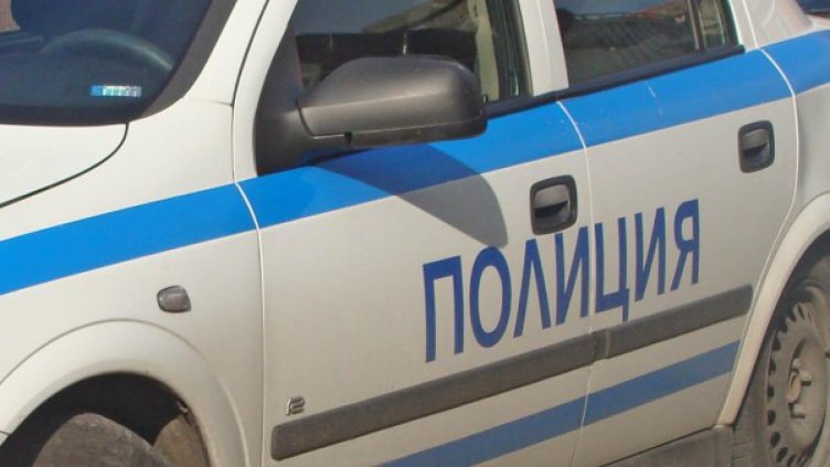 Екшън на АМ "Люлин": Мотористи биха мъж и жена