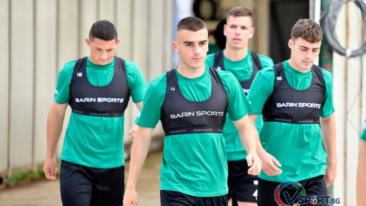 Черно море прати талантлив юноша в Словения