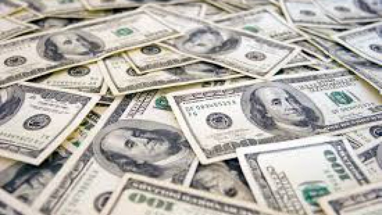 Събраха $230 000 за кола на мъж, ходил по 33 км пеш дневно