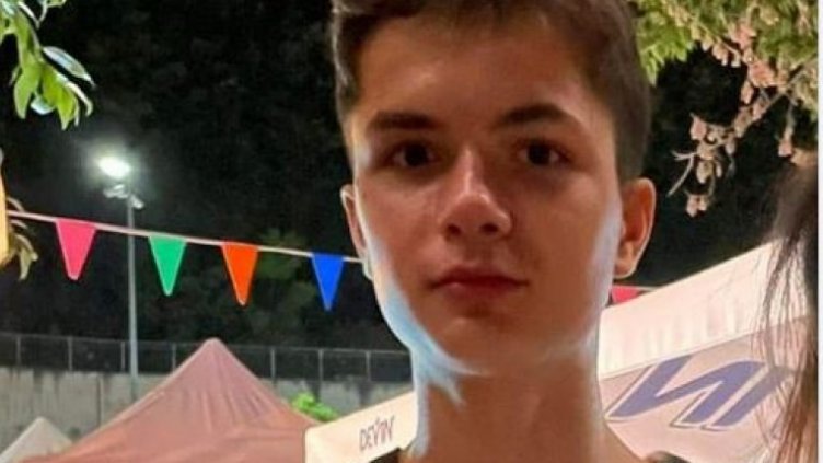 Откриха избягалия тийн от Варна