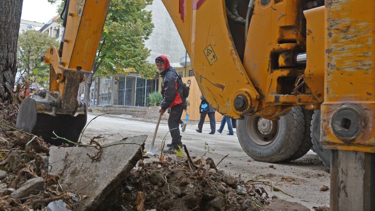 Започват ремонти в 3 района на Варна