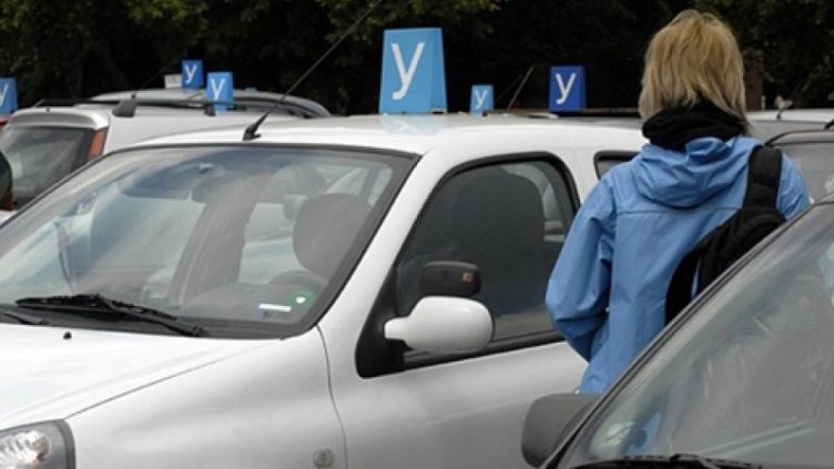 Дълбоко в джоба... Ударно увеличение на цените за шофьорски курсове