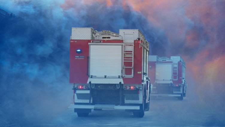 Пламнаха 4 къщи в Търговище, възрастен човек загина(Обновена)