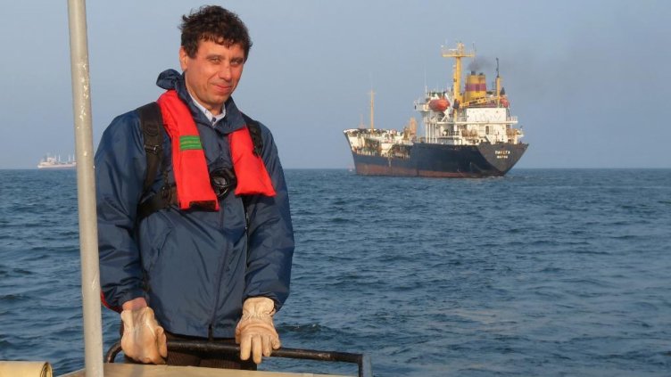 К.д.п. Димитър Димитров, вицепредседател на ЕКАМК,  морски посланик на добра воля на IMO за България: Има тенденция ветрогенератори да захранват с ток корабите на пристанищата