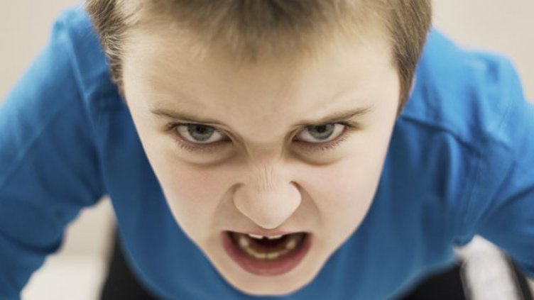 Агресивните ученици влизат в черен списък