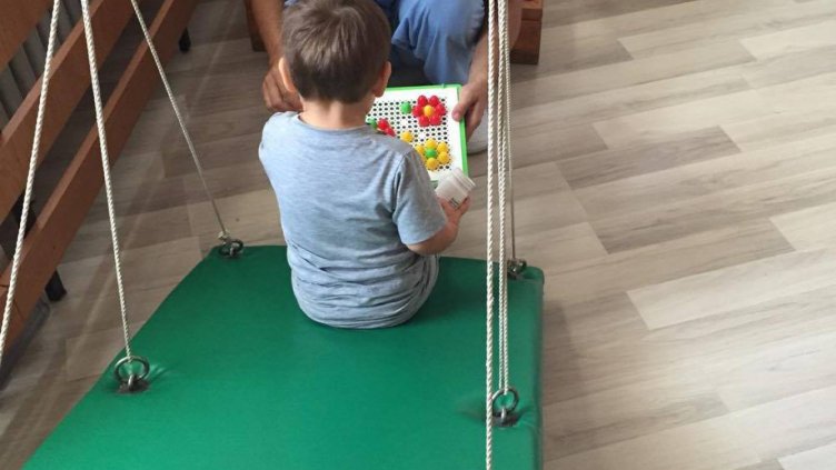 С ерготерапия учат деца с проблеми в развитието на самостоятелност