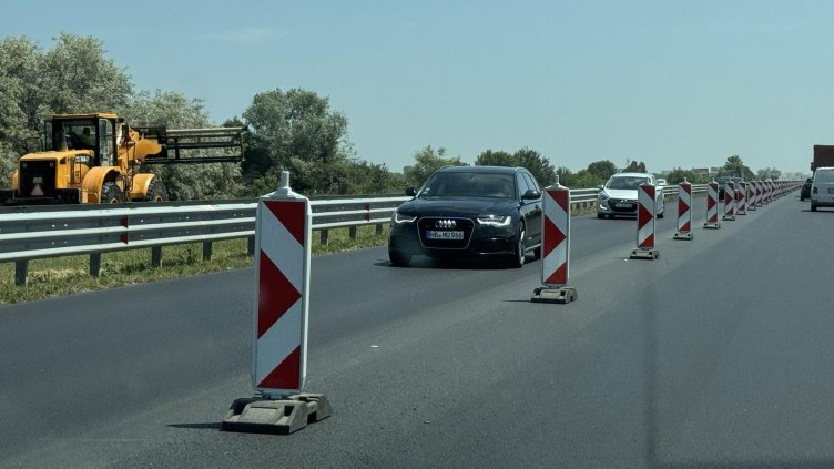 Ремонт в петкилометрова отсечка на магистрала „Тракия“ край Стара Загора