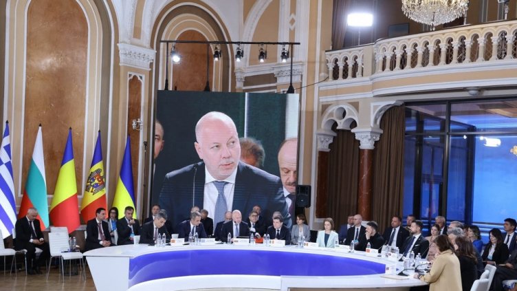 Желязков: Ние сме обединени, рамо до рамо с Украйна