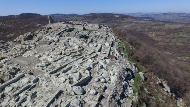 Красотата на Перперикон (ВИДЕО)