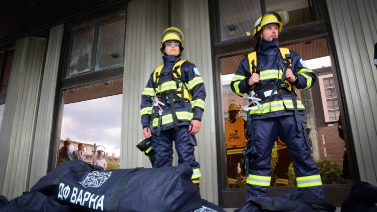 Ново пожарозащитно оборудване получиха варненски доброволци