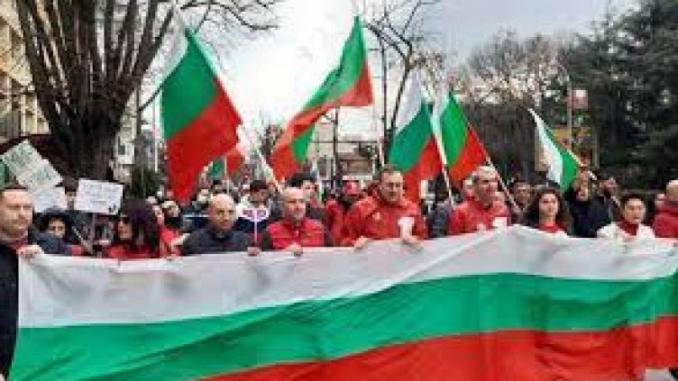 Отново затварят центъра на Варна за граждански поход за мир