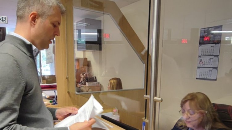 Бившият областен на Варна иска справка за сумите и сроковете на всички ремонти в града