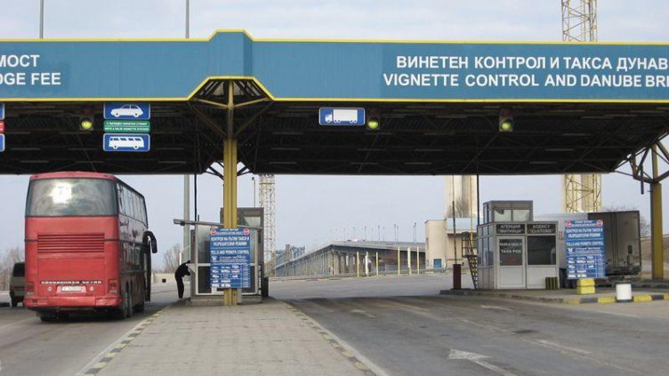 Половината митничари в Свиленград са уволнени