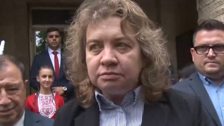 Киселова: Въпросът за референдума за еврото е спорен