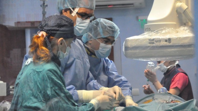 Надежда: 7-месечно бебе и 3 жени бяха спасени след благороден акт