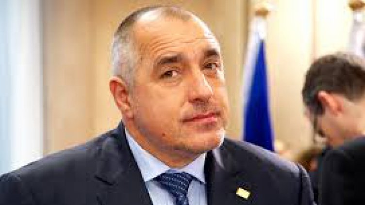 Премиерът Бойко Борисов поздрави  Еманюел Макрон за победата 