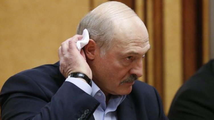 Лукашенко загатна за оттегляне от президентския пост