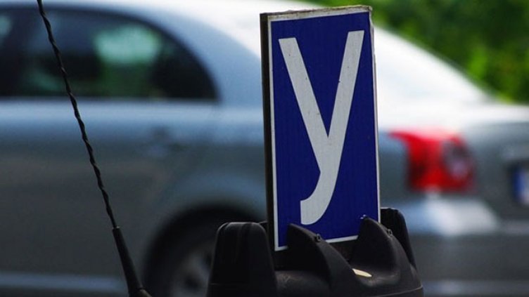 Дават на младите шофьори 2/3 от максималния брой контролни точки