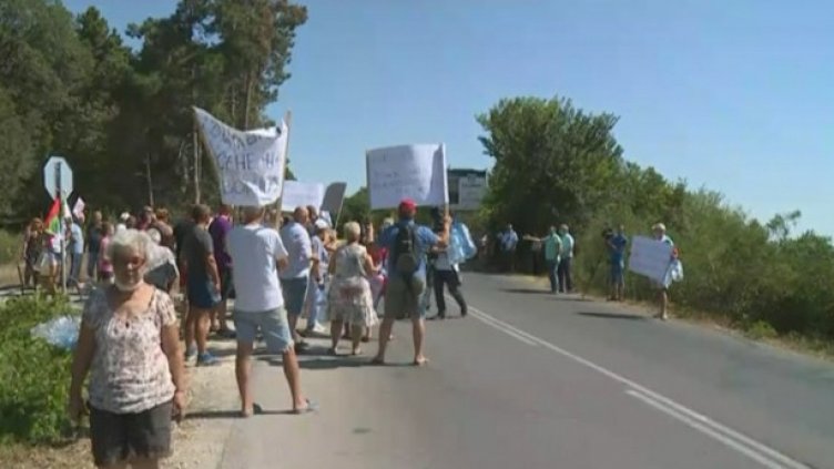 Протест отново затваря пътя за Златните в неделя