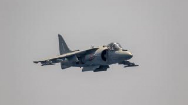 Индийски военен самолет се разби по време на учение