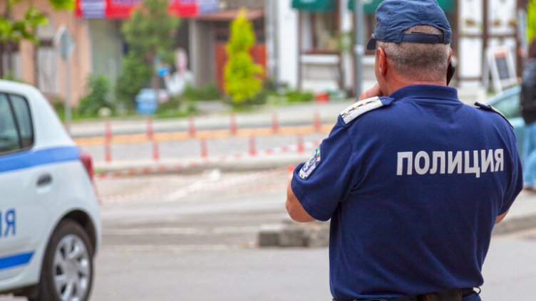 Потрошиха възрастен мъж на мотопед във Варна