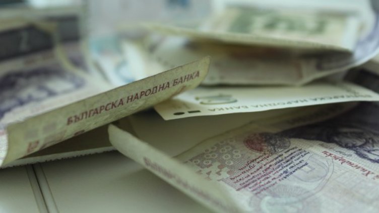 Шуменски пенсионер даде 1500 лв. на "цивилни полицаи"