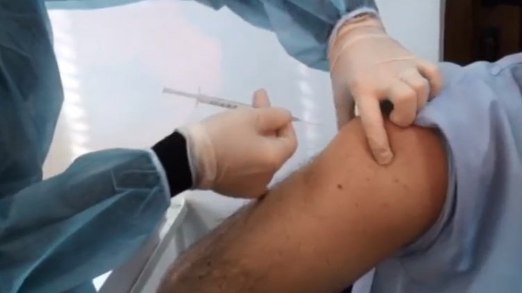 Ваксинират във Варна и на празника 