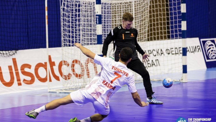 Нидерландия и Австрия записаха победи във втория ден на Европейския шампионат по хандбал във Варна