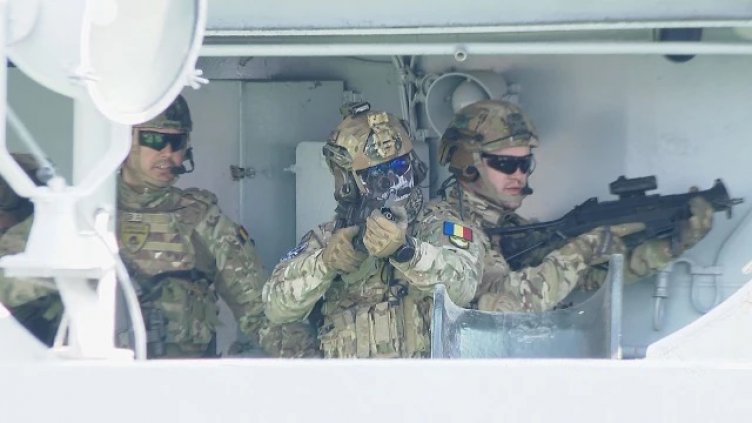 "Тюлените" ни от "Тихина" тренират с командоси от САЩ и Румъния