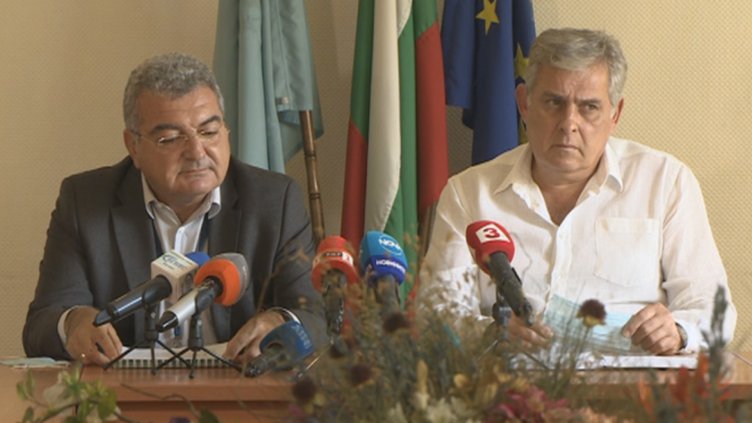 38 протестиращи и полицаи са потърсили "Бърза помощ" след протестите днес