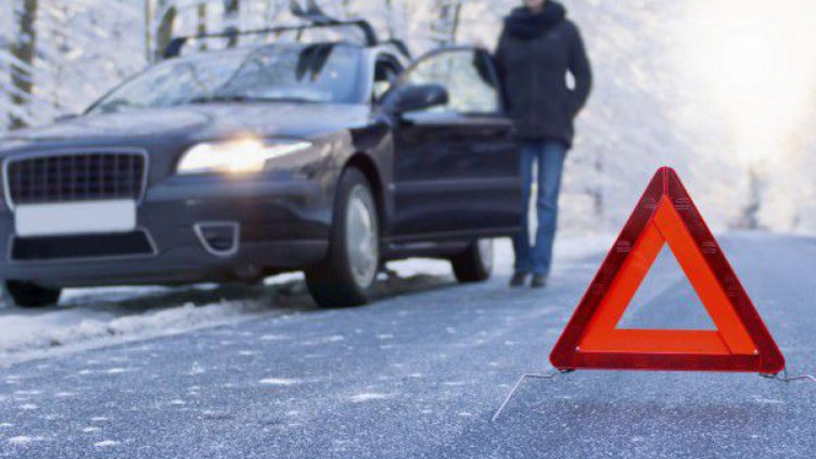 6 неща, които трябва да направим, за да подготвим колата за зимата