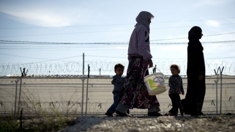 €10 хил. за бежански "билет" през България