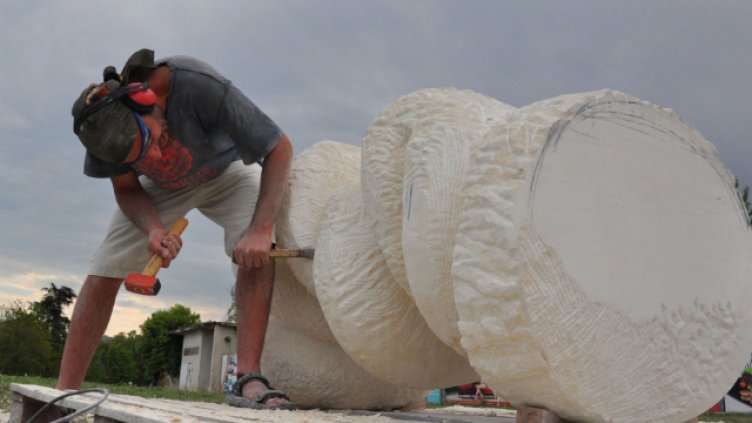 Нов пленер по скулптура в курорта „Св. Св. Константин и Елена“ през май