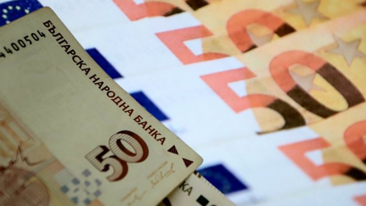 Парламентът прие закона за еврото