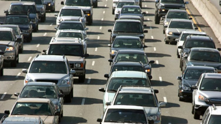 Хиляди се завръщат у дома след почивните дни