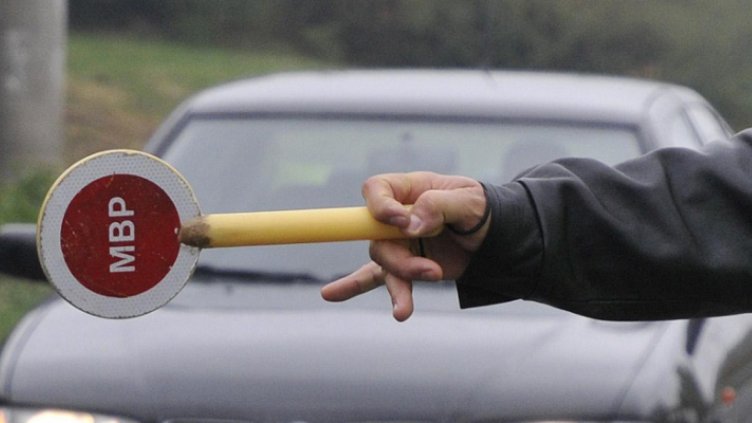 Проверяват за колани в колите и за каски мотоциклетистите