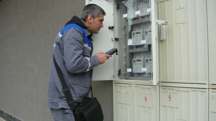 62 екипа на Енергото ще дежурят през празничните дни в Североизточна България