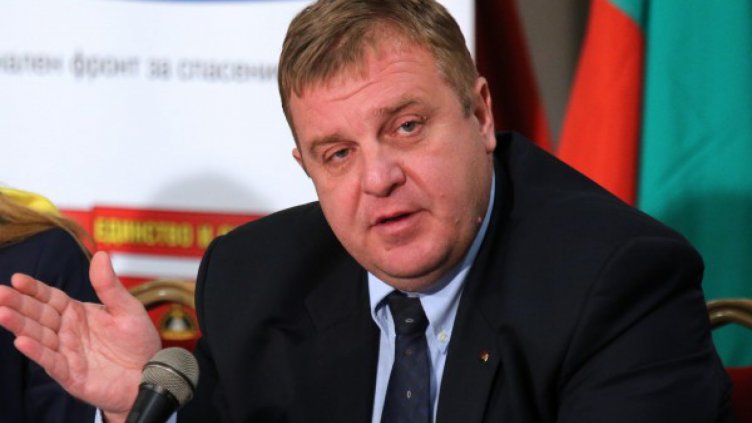 Каракачанов: Не виждам основания оставката на енергийния министър да бъде приета