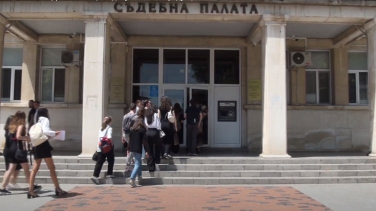 Варненски ученици постановиха 10-годишна ефективна присъда за катастрофа с фатален край (ВИДЕО)