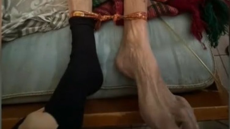 Търсят връзка с близките на държаните вързани възрастни край Стара Загора