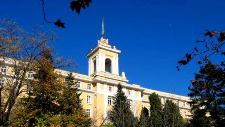 Миглена Цветкова e отличникът на „Випуск 2016” във Военноморското