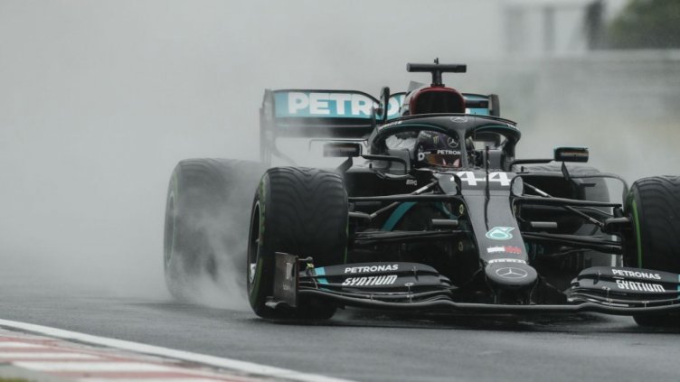 Болидите на „Мерцедес“ са най-бързи на "Хунгароринг" 