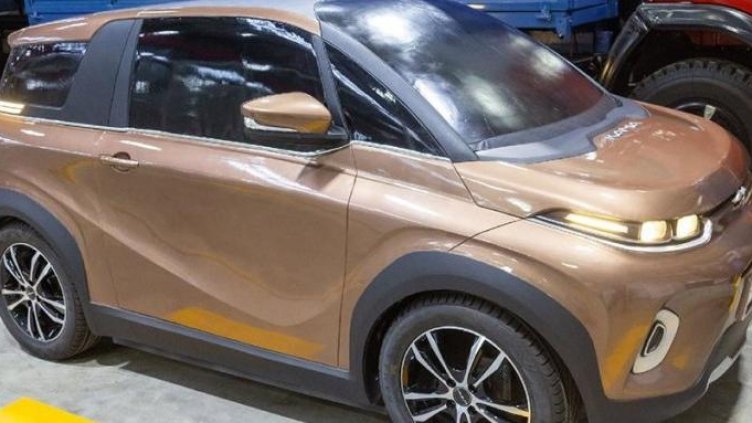 Компактният електромобил "Kaмa-1" – хубав, ама руски. Руски, ама пък хубав