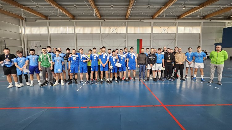 Оспорвани хандбални финали в Общинските ученически игри на Варна