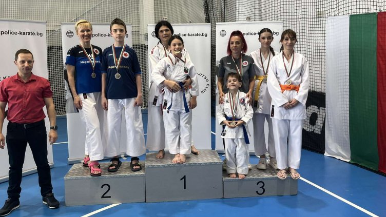 Над 170 участници се включиха в Черноморската купа по карате във Варна