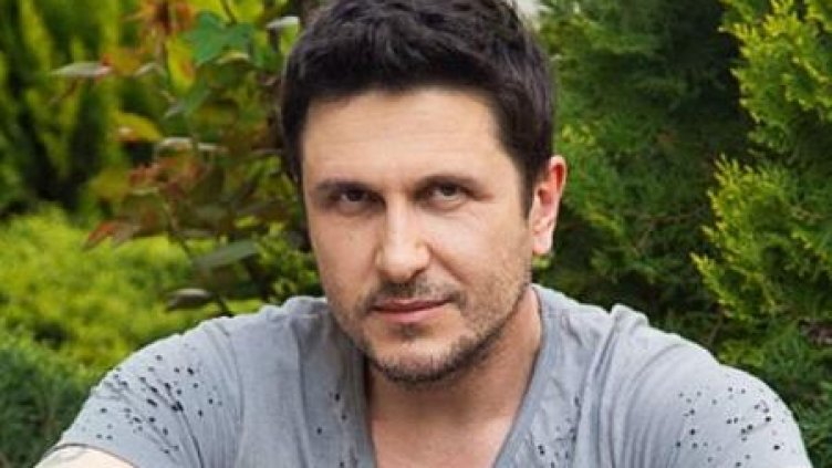 Асен Блатечки и  Николай Урумов оцеляха на косъм при пътен инцидент